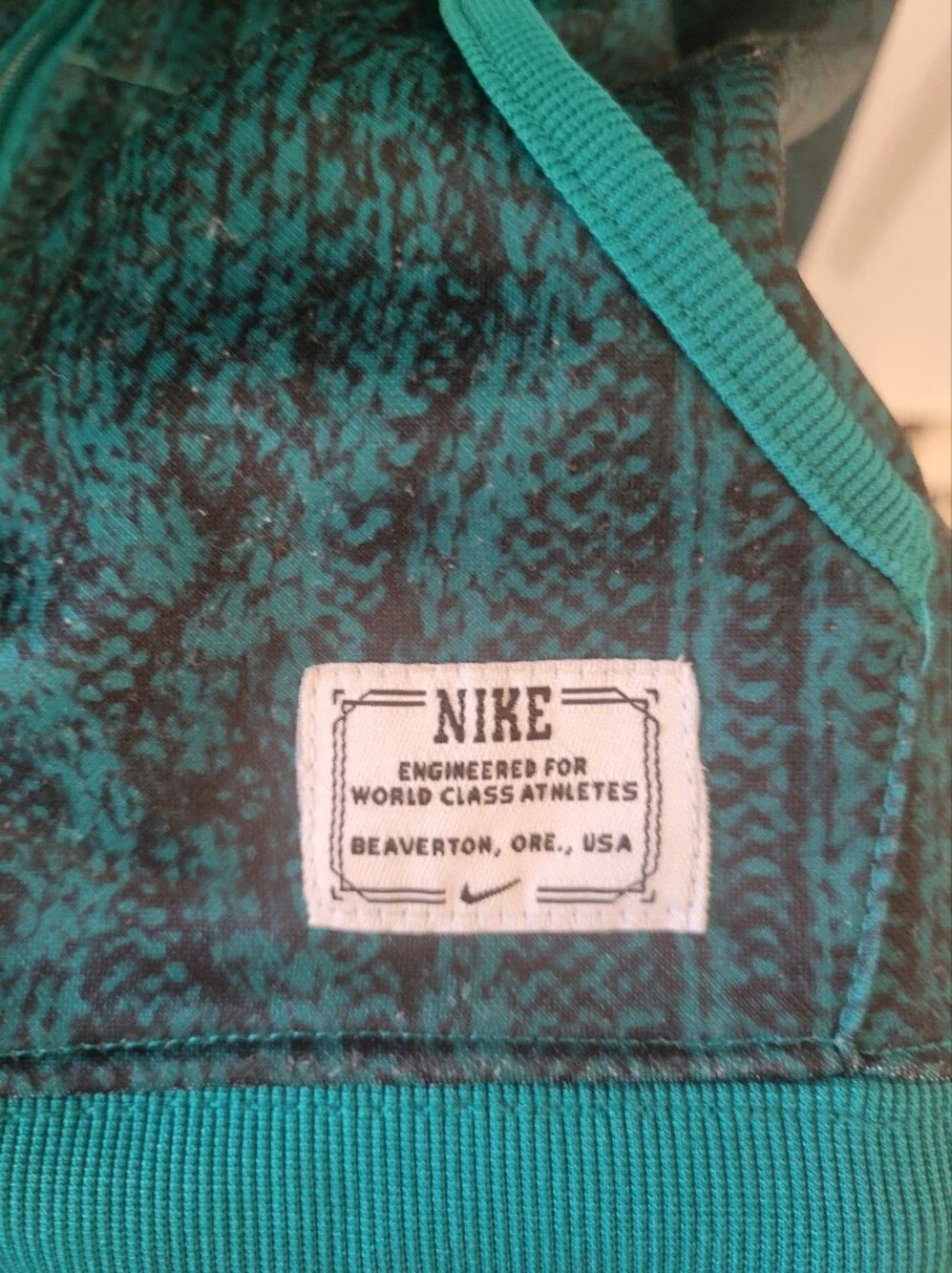 Youth Nike Teal Hooded Zip Jacket with Pink Lining